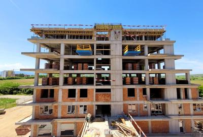 Apartament 2 camere, decomandat, ansamblu nou Calea Surii Mici - 2