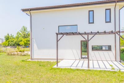 Vila  in promotie, panouri, pompa de caldura, intretinere - 500ron/luna - 8