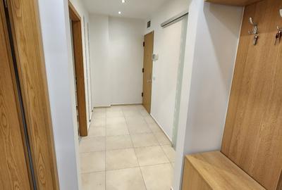 Inchiriez apartament cu 2 camere în centru comision 0 - 2