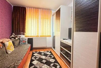 Oferta! Apartament  gata de mutat, 3 camere, decomandat, etaj 3/4, str Sitarului - 9