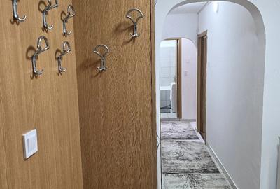 3 camere Aparatorii patriei - 2 bai, 3 AC - 5