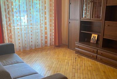 PACURARI ESPLANADA MIMOZA 3 CAMERE DECOMANDAT ET.1 BLOC 1985  COD 163075 - 1