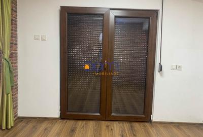 De vanzare apartament spatiu comercial la parter de bloc in Orsova - 4