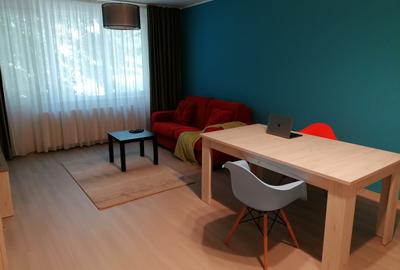 Apartament cu 2 camere semidecomandat în Calea Victoriei