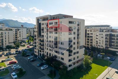 Apartament cu 2 camere decomandat, mobilat în Tractorul