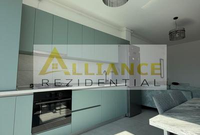 Apartament cu 3 camere semidecomandat, mobilat în Sud