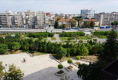 Apartament cu 2 camere decomandat în Ultracentral