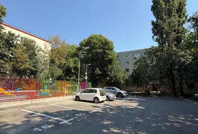 Apartament cu 2 camere semidecomandat în Giurgiului