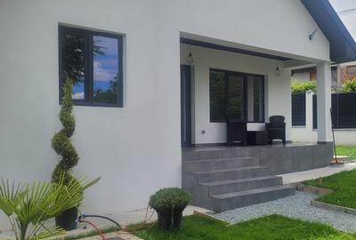 Casă individuală cu 3 camere în Valu lui Traian