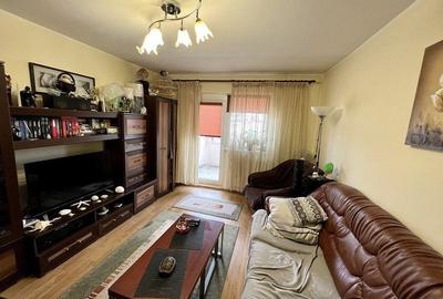 Apartament cu 2 camere decomandat în Astra