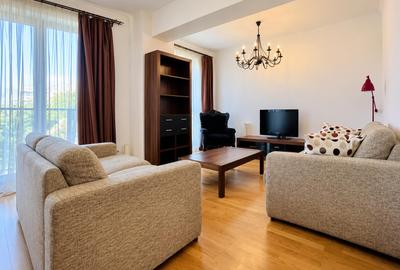 Apartament cu 3 camere semidecomandat în Kiseleff