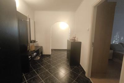 2 camere decomandat | Dristorului 102 | Etaj 3/10 | Bloc 1976 anvelopat | Mobil - 9
