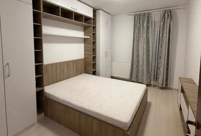 Apartament cu 4 camere decomandat, mobilat în Sisești