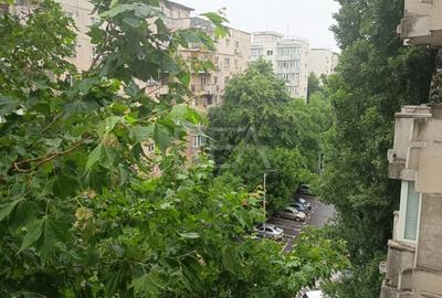 Garsonieră decomandată 40 mp | Bd. Constantin Brâncoveanu | Metrou 5-7 min | Blo - 13