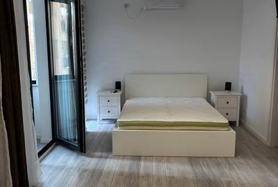 Garsonieră decomandată, mobilată în Unirii