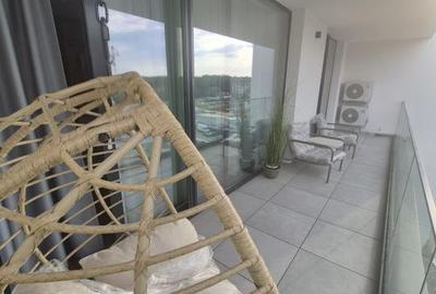 Apartament cu 2 camere semidecomandat, mobilat în Băneasa