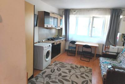 Garsoniera 22mp zona Unitatea Militara pret 25.500eur - 3