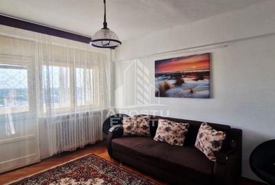 Apartament cu 2 camere decomandat în P-ța Unirii