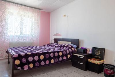 Vanzare vilă cu 2 unitati locative independente in Pantelimon, Central - 17