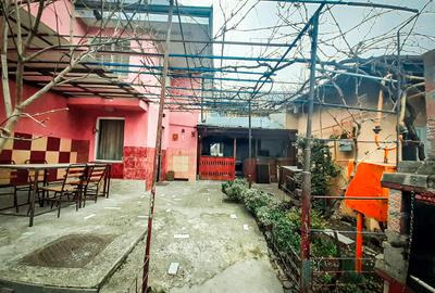 Casă cu 4 camere în Moara de Vânt
