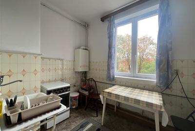 Apartament cu 3 camere si doua bai Zona N. Iorga - 15