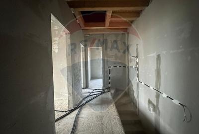 Vilă in constructie, locatie excelenta, Comision 0% - 8