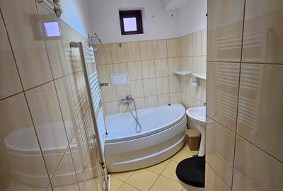 Apartament 3 camere- – ultracentral- mobilat și utilat - 12