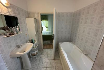Casă / Vilă cu 5 camere zona Lunei - 25