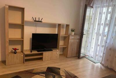 Apartament cu 2 camere decomandat în Trivale