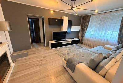 Apartament cu 3 camere decomandat, mobilat în Alexandru cel Bun