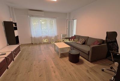 Apartament cu 3 camere decomandat, mobilat în Iancului