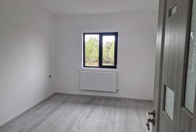 Agenție imobiliară vindem casă la sol în Năvodari - 6