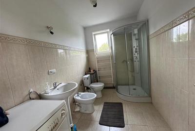 Casa spatioasa 160mp, cu 6 camere si 2150 mp teren - 13