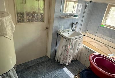 Comision Zero - Casa 3 camere Indiviziune -  strada Grivitei - 10