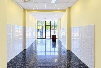 Spatiu comercial de inchiriat-piata centrala bacau - 2