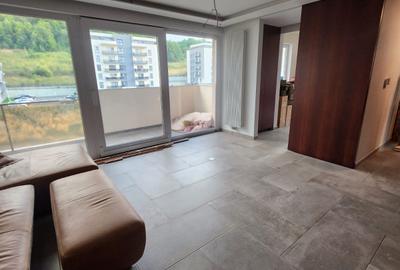 Apartament cu 3 camere, 66 mp, balcon, zona Teilor - 1