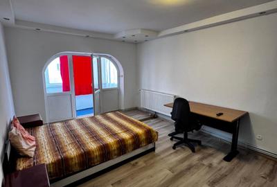 Apartament cu 3 camere decomandat, mobilat în Lăpuș Argeș