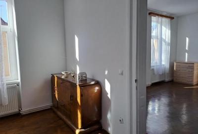 Apartament 2 camere, 76 mp, mobilat, parcare, centrul istoric - 11