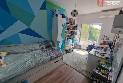 Duplex de vanzare cu 4 camere, cu teren de 303 mp, Ghiroda - 3