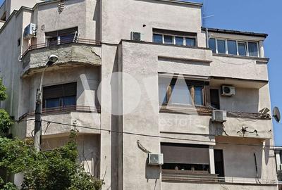 De vânzare apartament 3camere - str. Plantelor - central - 23