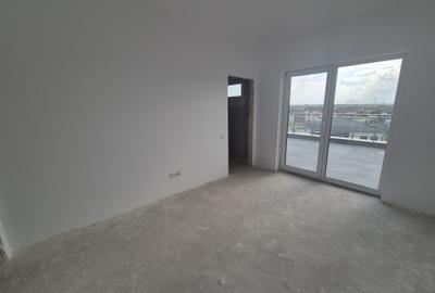 Apartament penthouse 4 camere, teresa 61 mp, Arad, comision 0 - 10