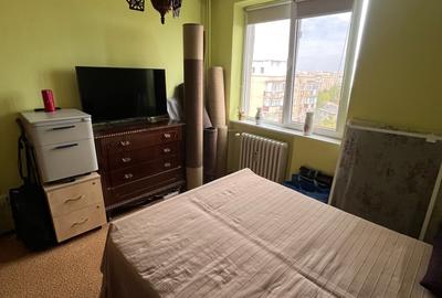Apartament 3 camere de vânzare Tineretului, boiler, et 9/10 - 5