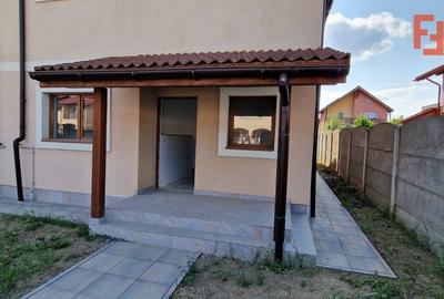 Duplex de vanzare cu 4 camere Mosnita Noua - ID V5303 - 2