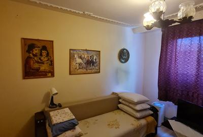 AP. 3 CAM. DEC., CENTRALA PROPRIE, BLOC '84 - 5