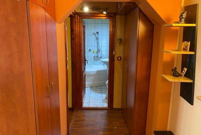 Vand apartament 2 camere zona Spital - 4