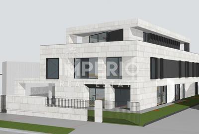 Apartament cu 4 camere semidecomandat în Andrei Mureșanu