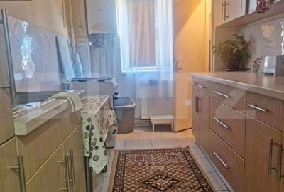 Apartament cu 3 camere decomandat, mobilat în Câmpia Turzii