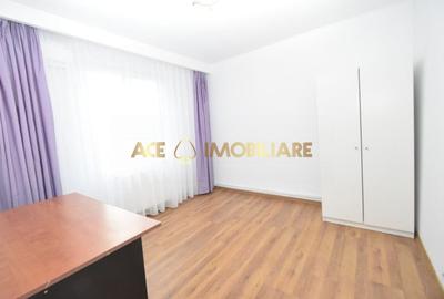 Apartament cu 3 camere decomandat în Crângași