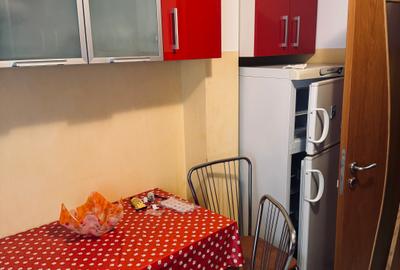 Vand 3 camere decomandat, stare impecabila Sagului! - 10