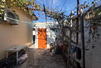Casa Chitila Curte Garaj Centrala Proximitate Metrou - 10